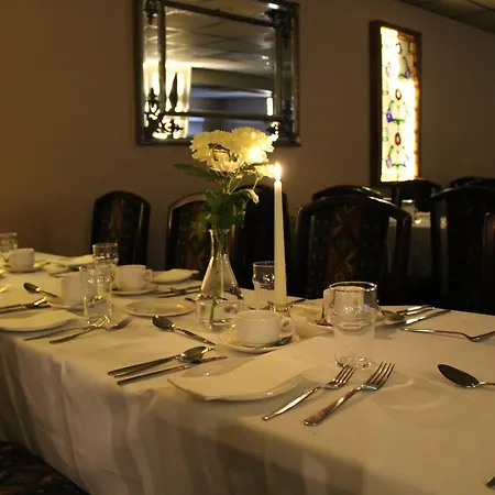 Otel The Parkway 3*